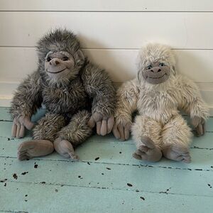 Sears Canada Stuffed Yeti Big Foot Grey Abominable Snowman  Zeke  O'Connor 1994